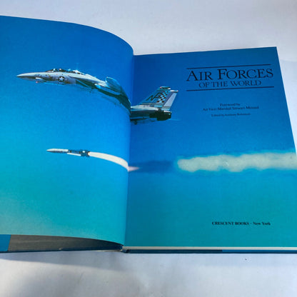 Air Forces of the World Hardcover Book Edited by Anthony Robinson Air Force