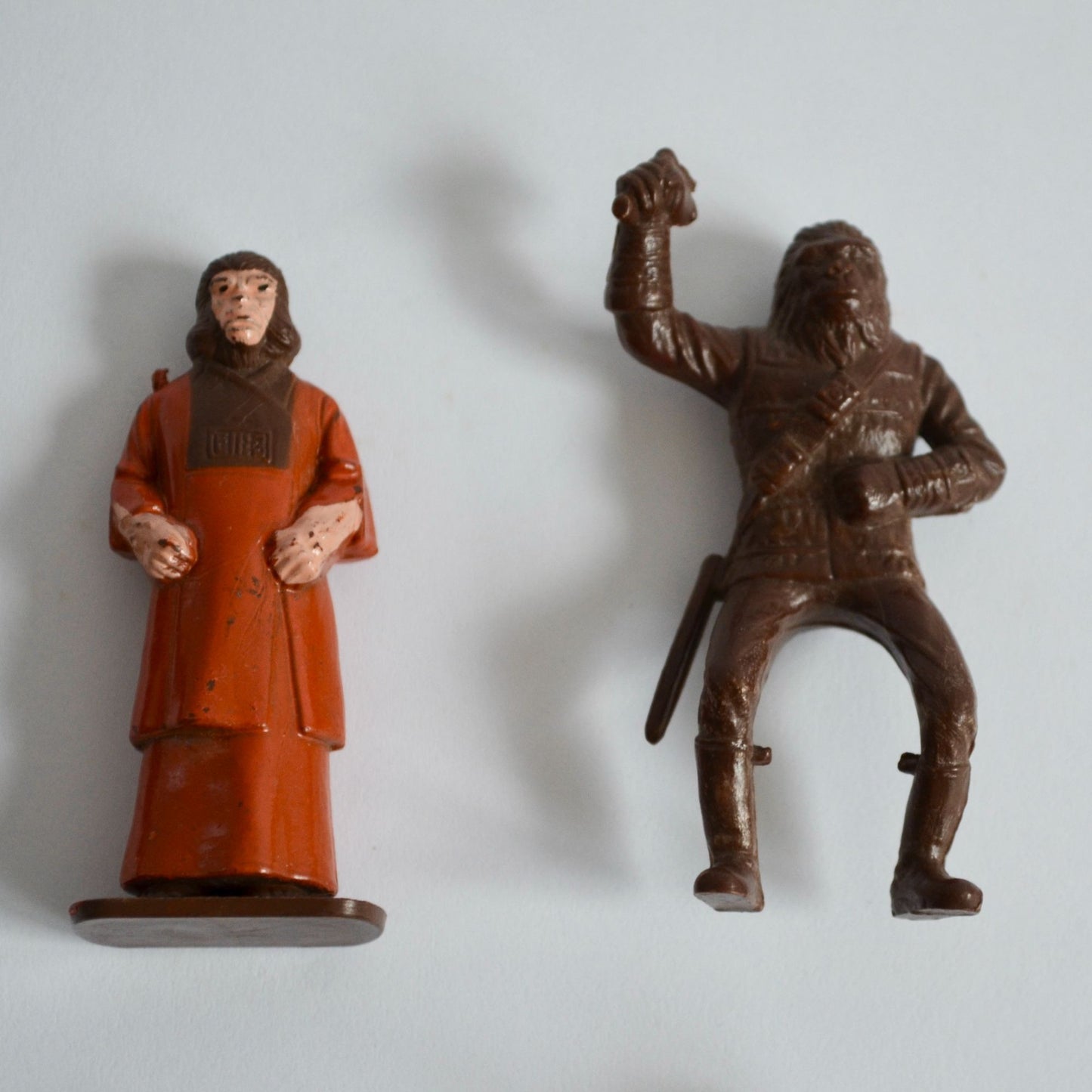 Lot Vintage Planet of the Apes Mini Figures Toy Figurines MOST BROKEN