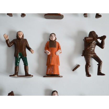 Lot Vintage Planet of the Apes Mini Figures Toy Figurines MOST BROKEN