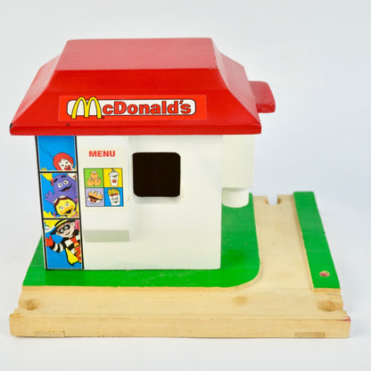 Ertl McDonald's Hometown Roadway Restaurant Vintage 2002