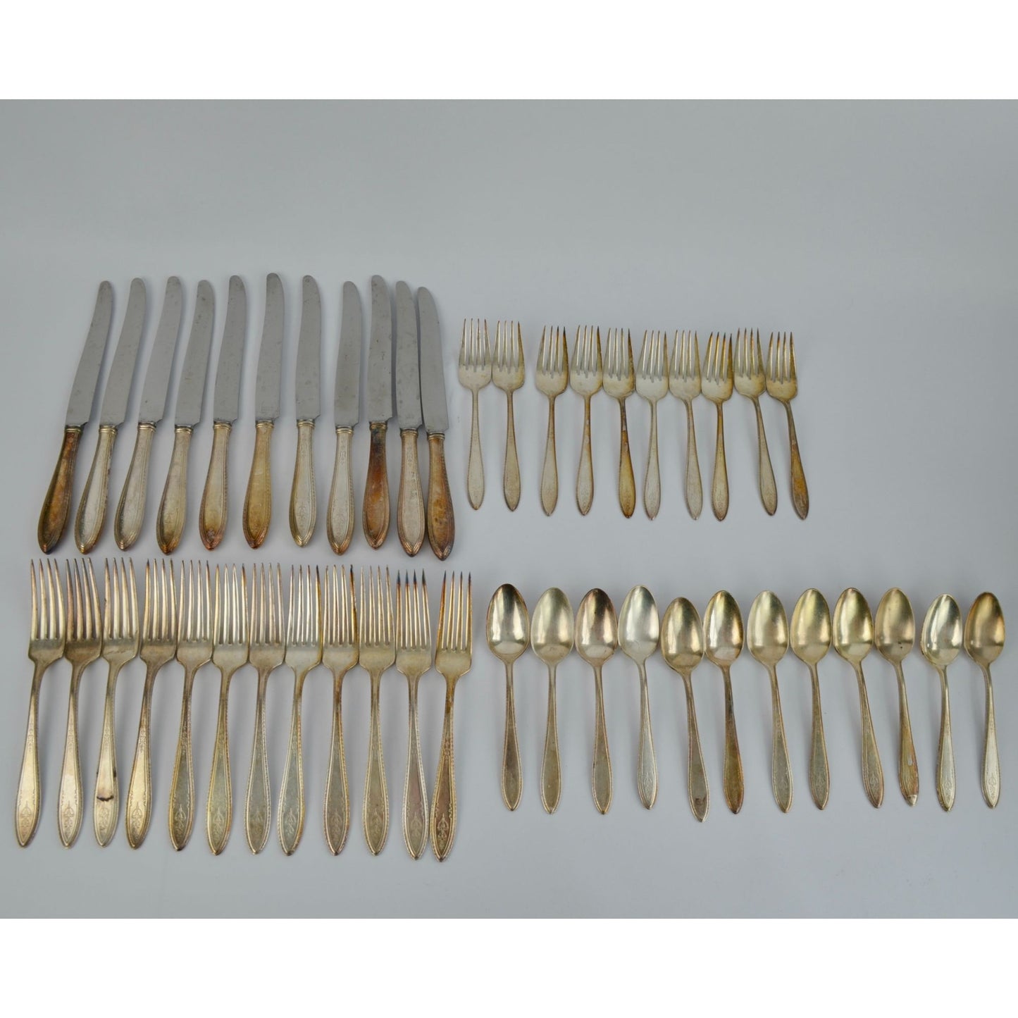 WM A Rogers Debutante 1847 Silverplate Antique Vintage Silverware Flatware Set of 45