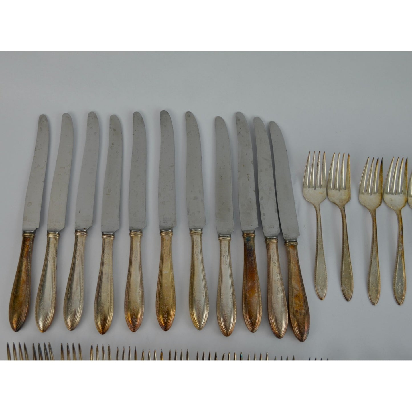 WM A Rogers Debutante 1847 Silverplate Antique Vintage Silverware Flatware Set of 45