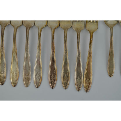 WM A Rogers Debutante 1847 Silverplate Antique Vintage Silverware Flatware Set of 45