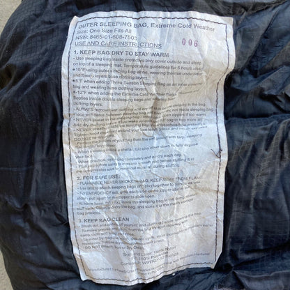 US Military Outer Sleeping Bag Extreme Cold Weather Black Army HAS A TEAR