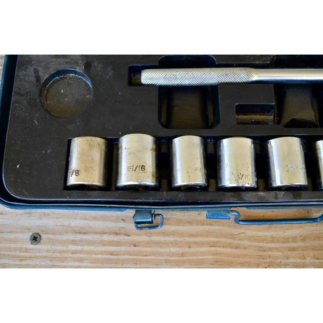 Vintage  IAC 1/2" Ratchet Socket Set 6-pt SAE & Metric 22 of 25 Pieces