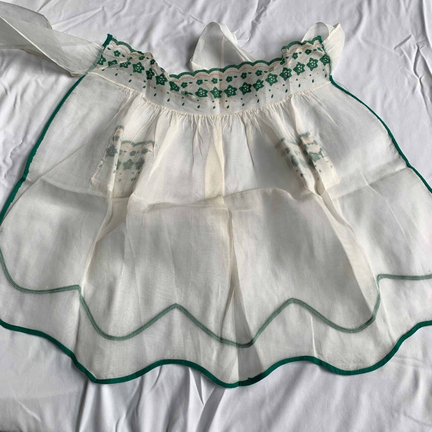 Vintage MCM White Sheer Green Detailed Half Apron