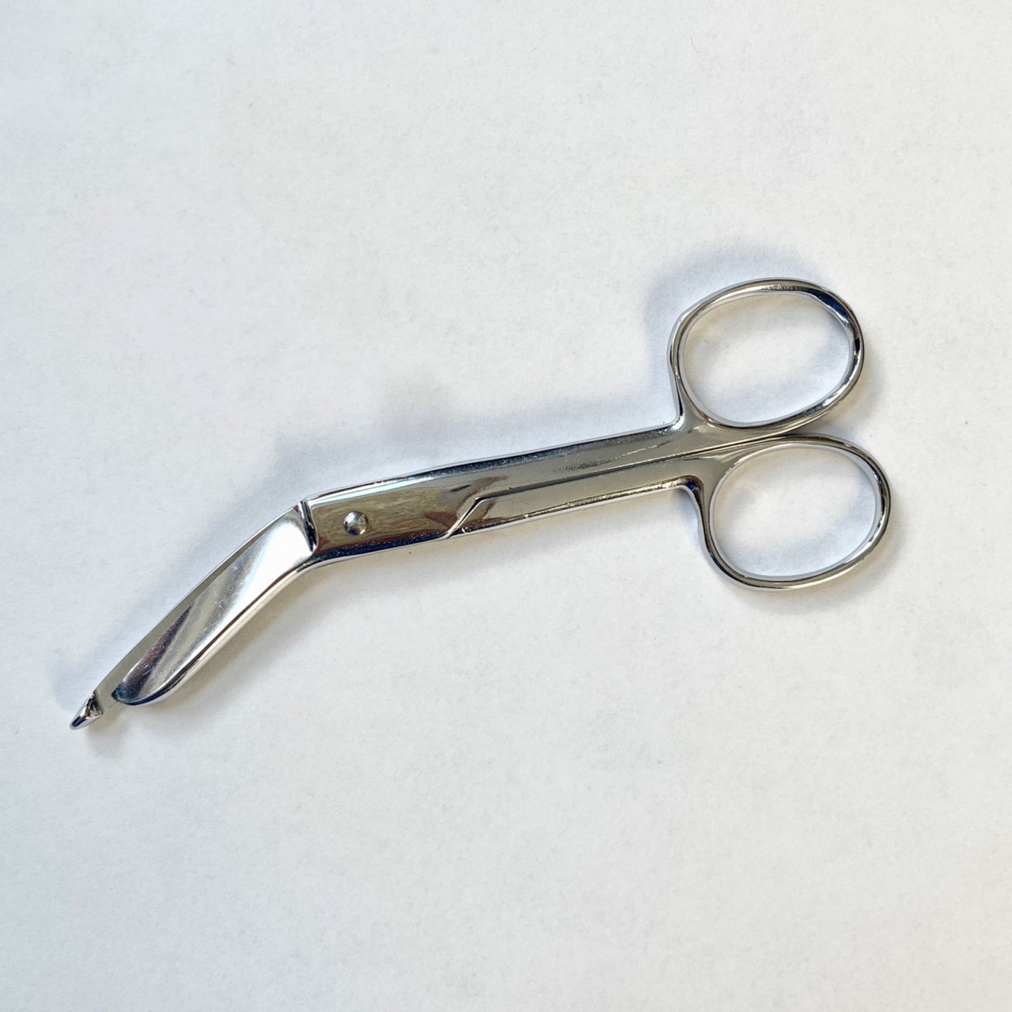 Wiss USA Vintage Bandage Scissors Chrome Plate Angled 5"