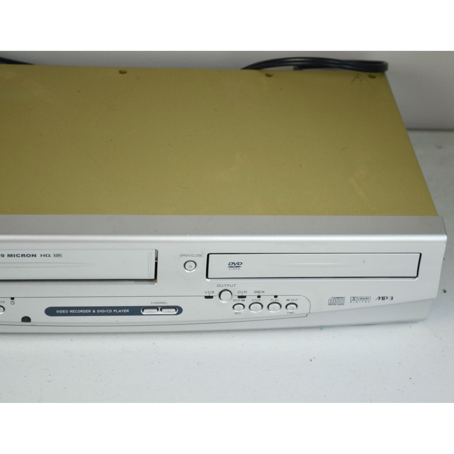 Sylvania DVC845E Combo DVD VHS Player For Parts Untested