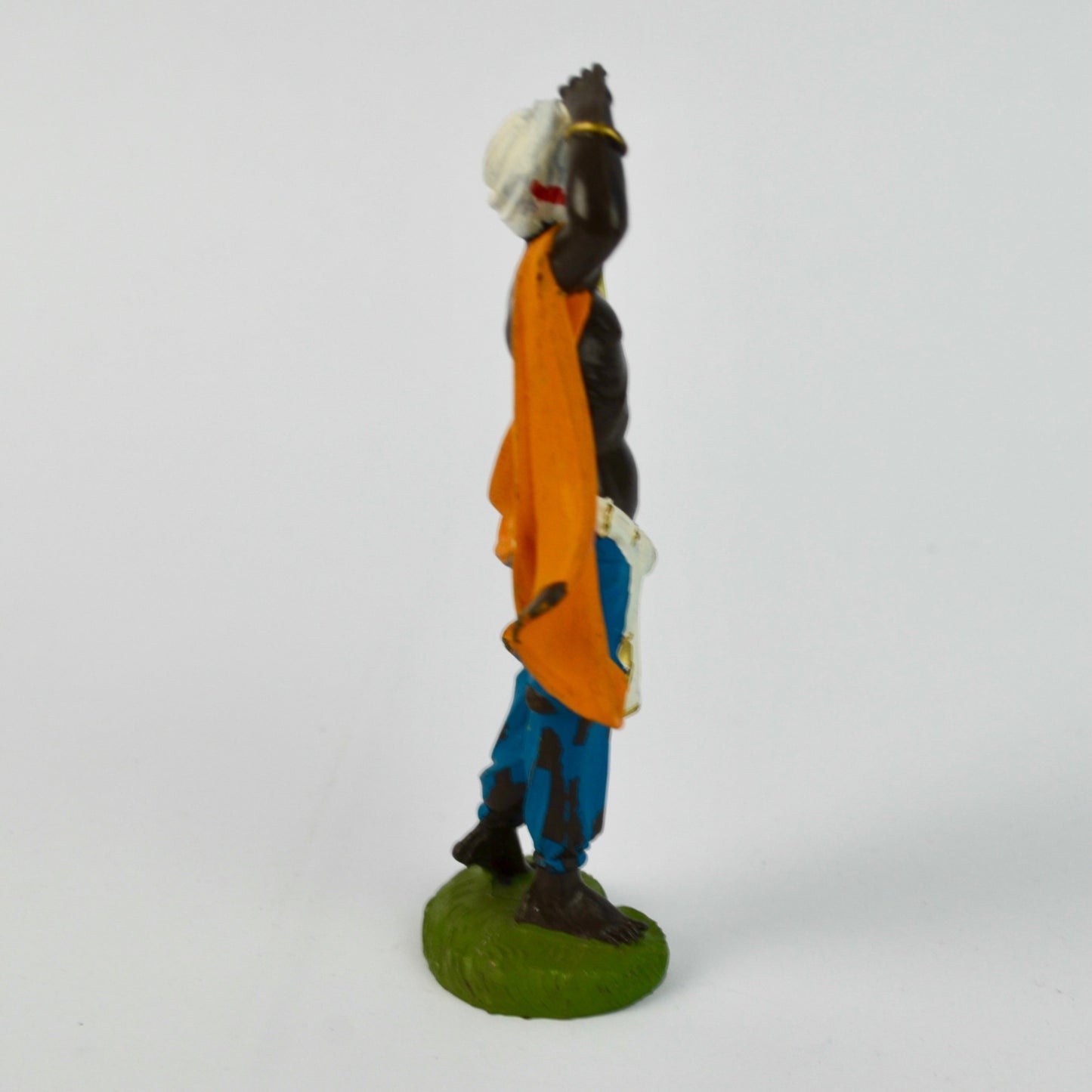 Hand-Painted Depose Italy Figurine With Scarf & Bow Nativity Decorative Figurine