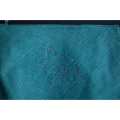 Thirty-One Pocket-A-Tote Turquoise Cross Pop Embroidered Flower Bag