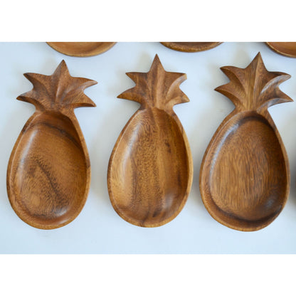 Hawaii Pineapple Wooden Food Display Trays Lot of 9 Various Sizes