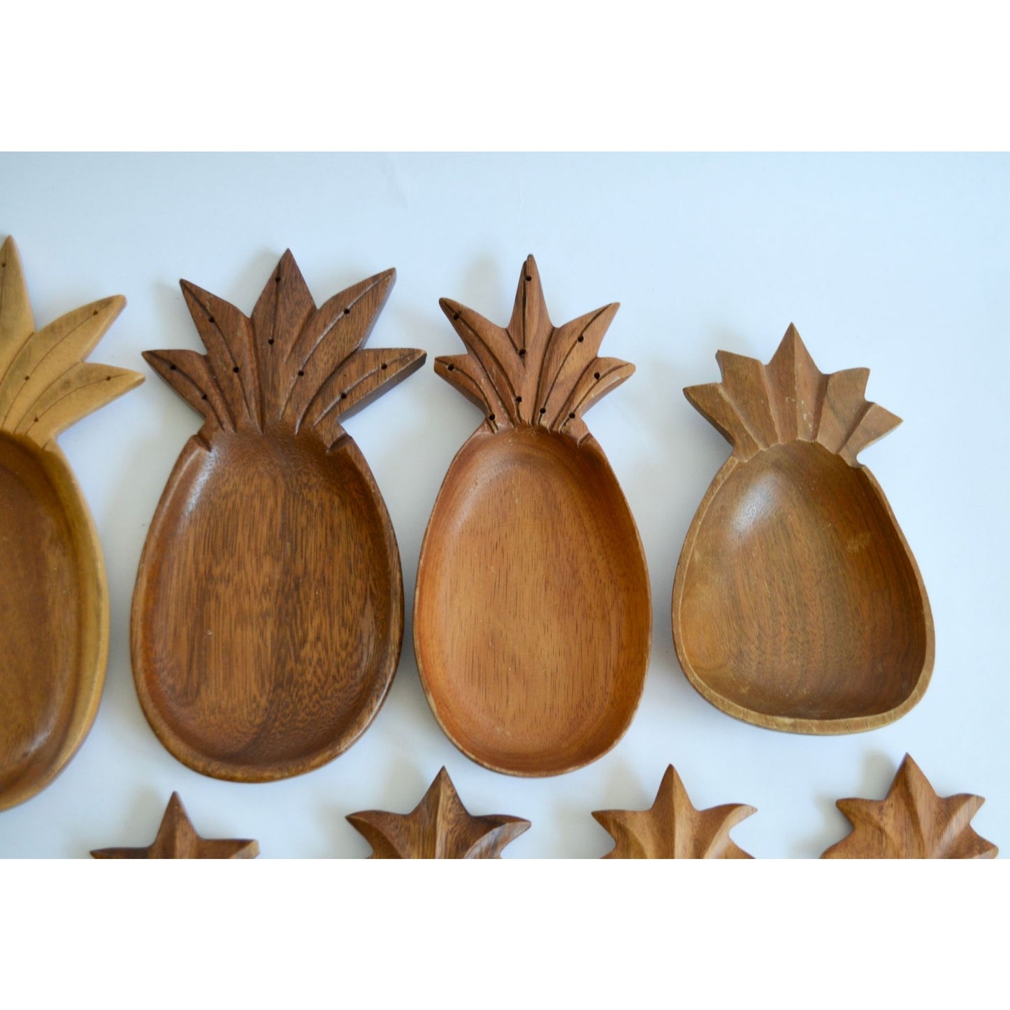 Hawaii Pineapple Wooden Food Display Trays Lot of 9 Various Sizes
