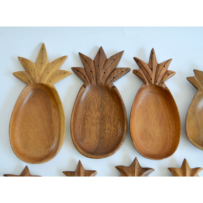 Hawaii Pineapple Wooden Food Display Trays Lot of 9 Various Sizes