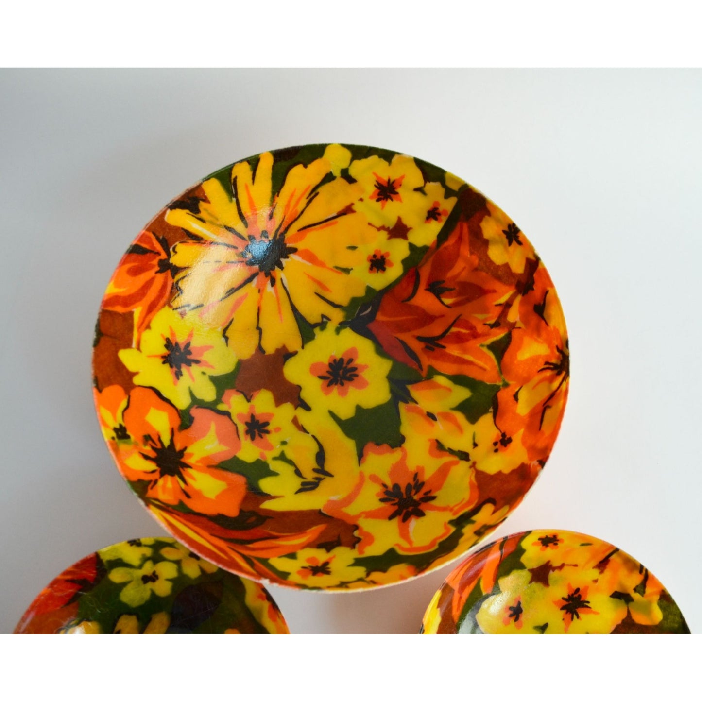 Vintage MCM Floral Flaming Tropical Fiberglass Serving & Salad Bowls Set of 3