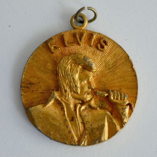Elvis King of Rock Necklace Pendant Gold 1935 - 1977