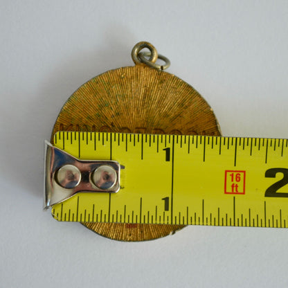 Elvis King of Rock Necklace Pendant Gold 1935 - 1977