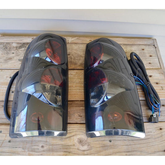 2004 Chevrolet Silverado Tail Lights Black Smoke Tinted Aftermarket Chevy 1500