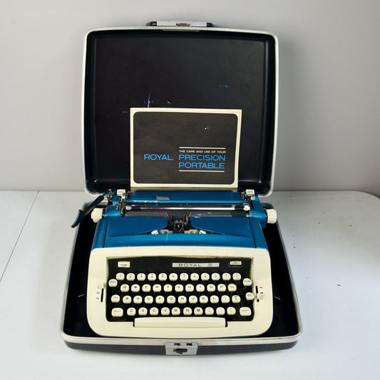Royal Custom III 3 Printer Precision Portable Typewriter in Case UNTESTED