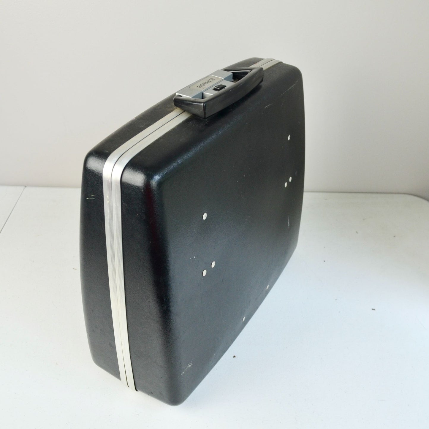 Royal Custom III 3 Printer Precision Portable Typewriter in Case UNTESTED