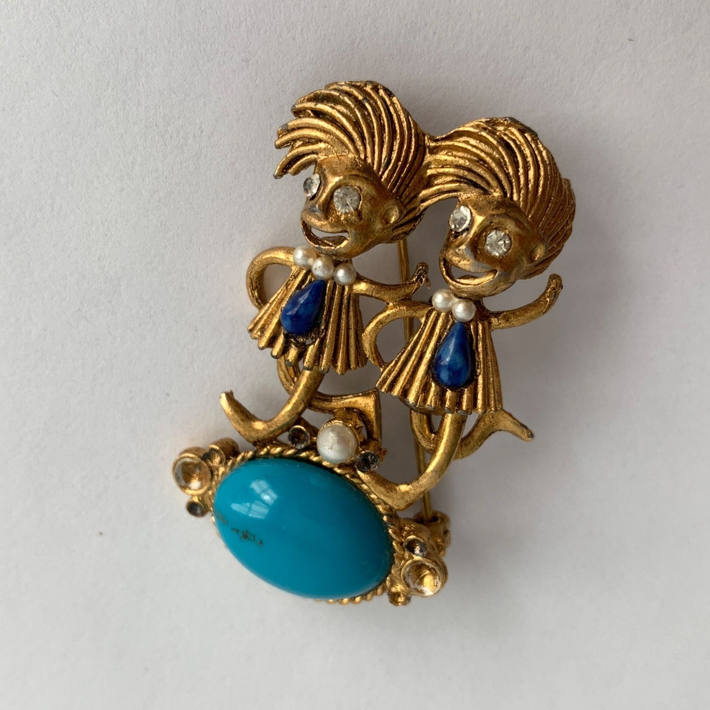 Dr Seuss Thing 1 Thing 2 Gold Crazy Hair Gemstone Brooch Vintage