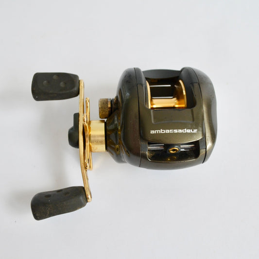 Abu Garcia Ambassadeur 1003LP Baitcasting Fishing Reel RH Retrieve