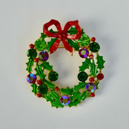 Weiss Christmas Wreath Brooch Rhinestone Jeweled Vintage