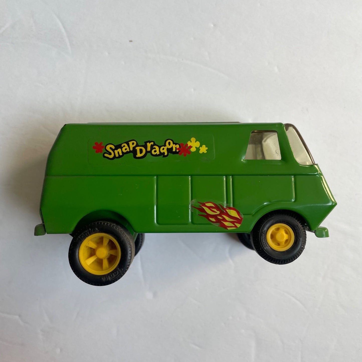 Tonka Snap Dragon Green #585 Steel Van In Original Box with Magic Garden Booklet