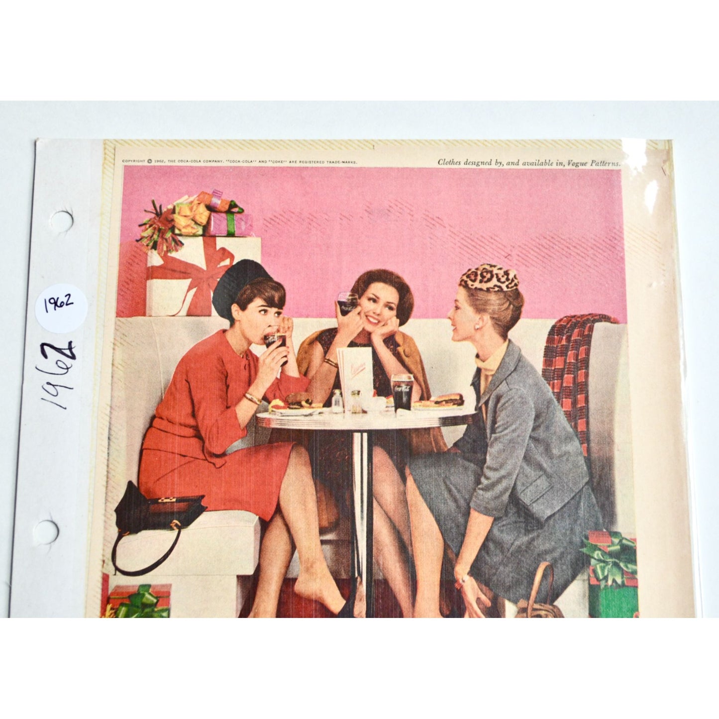 1962 Coca Cola Holiday Christmas Ad Refreshing New Feeling Women