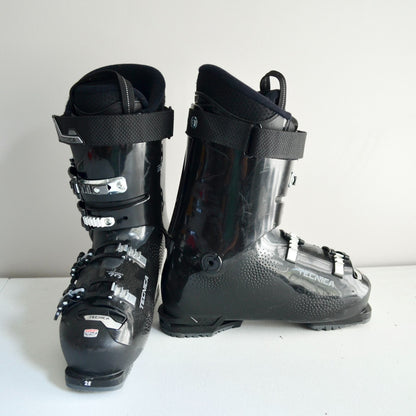 Tecnica Mach Sport HV Ski Boots Mondo Size 28.5 Men's Alpine CAS Black NICE!