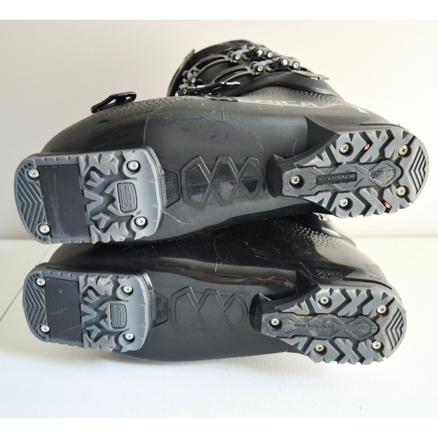 Tecnica Mach Sport HV Ski Boots Mondo Size 28.5 Men's Alpine CAS Black NICE!