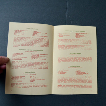 Minnegasco Good and Hearty Recipes Booklet Advertising Vintage