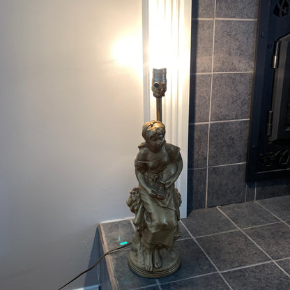 Relic Art LTD Brooklyn NY MCM Lady Figurine Gold Toned Lamp