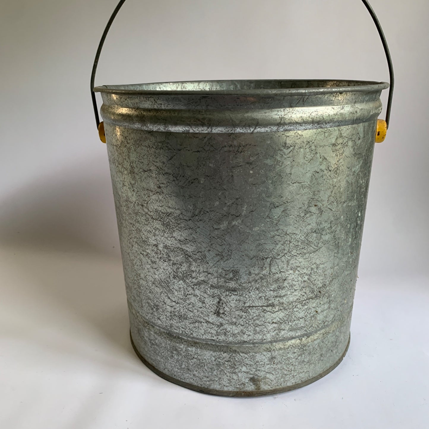 Tri Associates Vintage Galvanized Metal Feed Bucket Calves Cows Pigs Poultry Minnesota