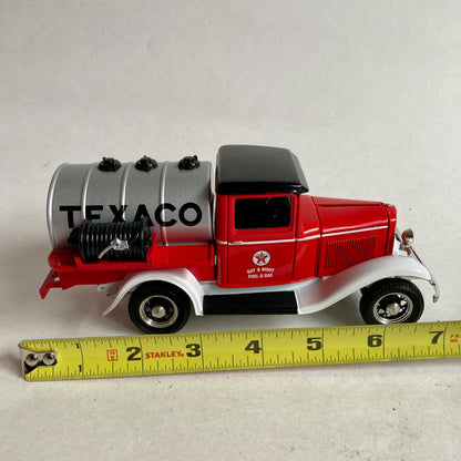 Texaco 1932 Ford Tanker Coin Bank Truck w/ KEY! by Kipp Bros. #26044