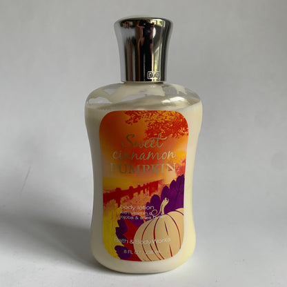 Bath & Body Works Sweet Cinnamon Pumpkin Body Lotion 8 oz