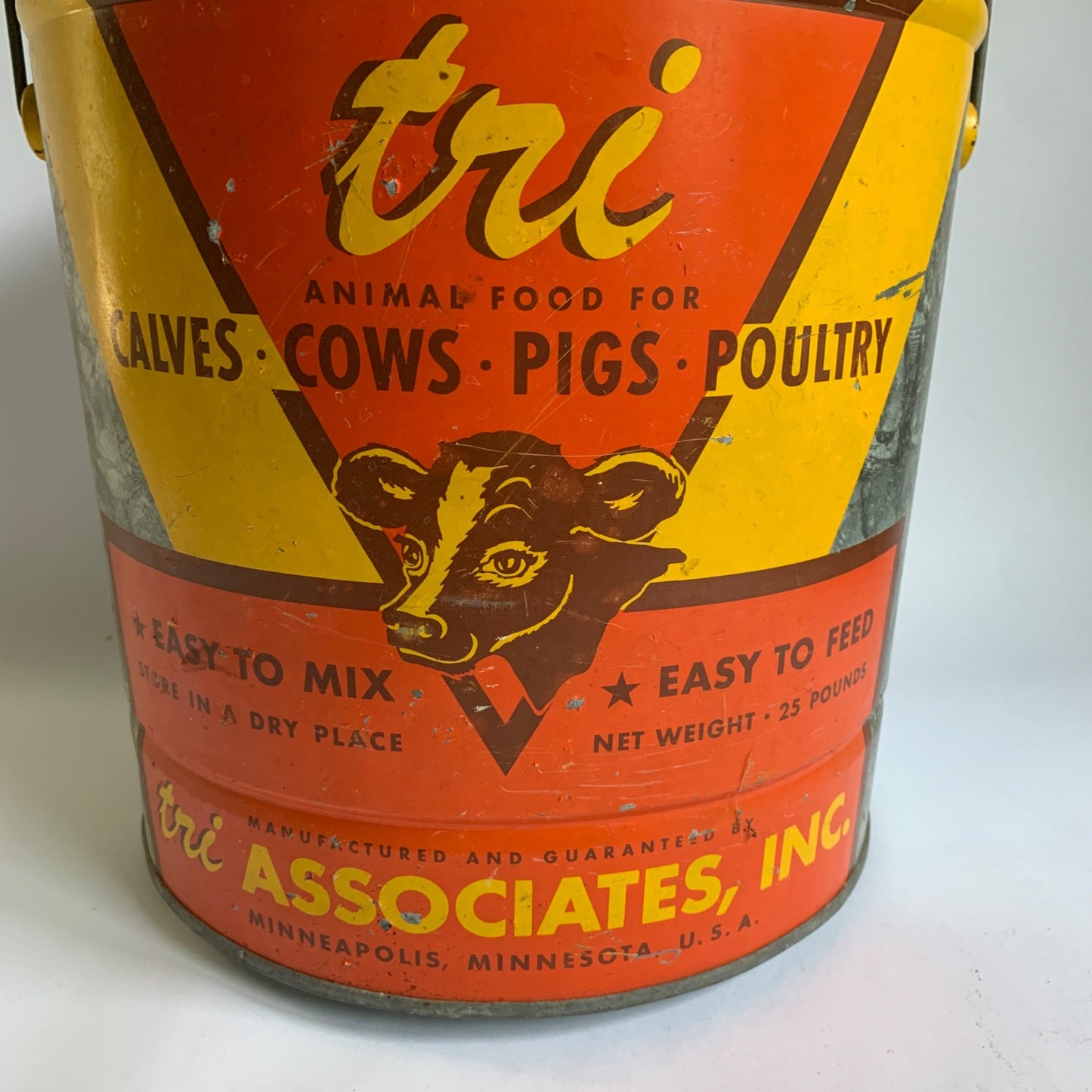 Tri Associates Vintage Galvanized Metal Feed Bucket Calves Cows Pigs Poultry Minnesota