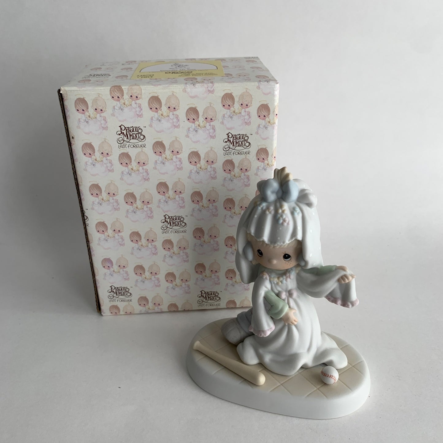 Precious Moments 520799 Figurine Someday My Love with Box