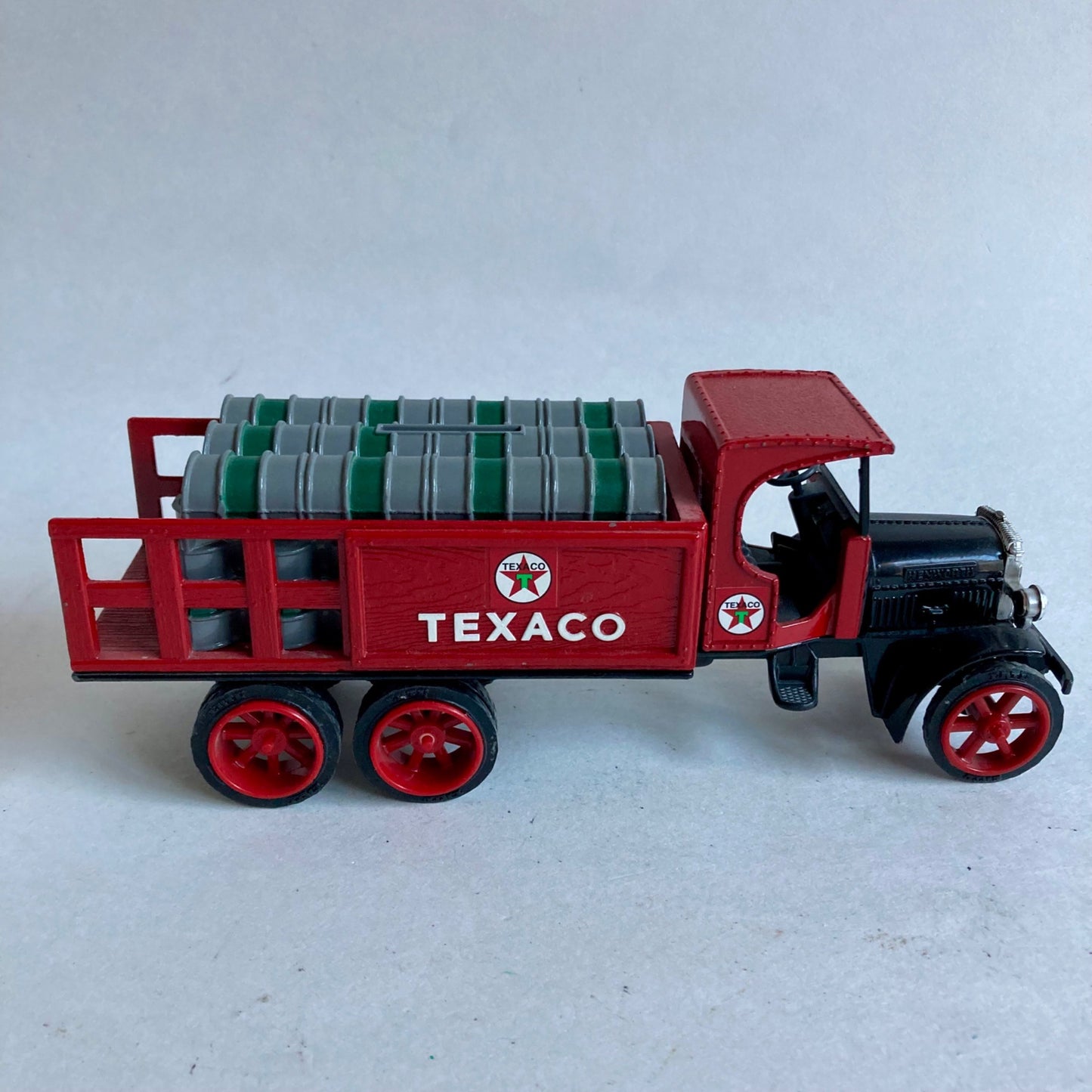 Vintage Ertl Texaco 1925 Kenworth Stake Truck Diecast Coin Bank w/ KEY!