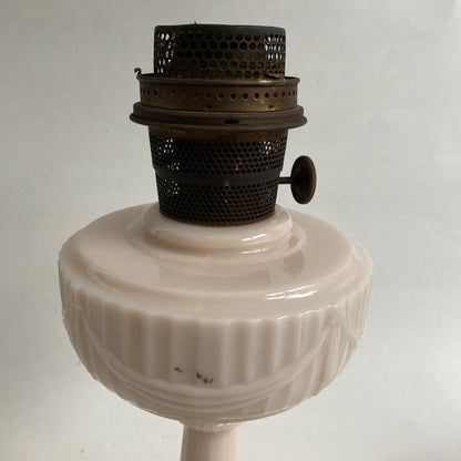 Vintage Aladdin Lincoln Drape Alacite Oil Lamp White Original w/ Model B Burner