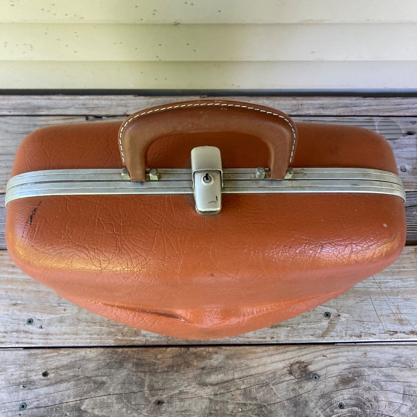 Vintage Brunswick? Bowling Ball Case Hard-Sided Clam Shell Bag Brown