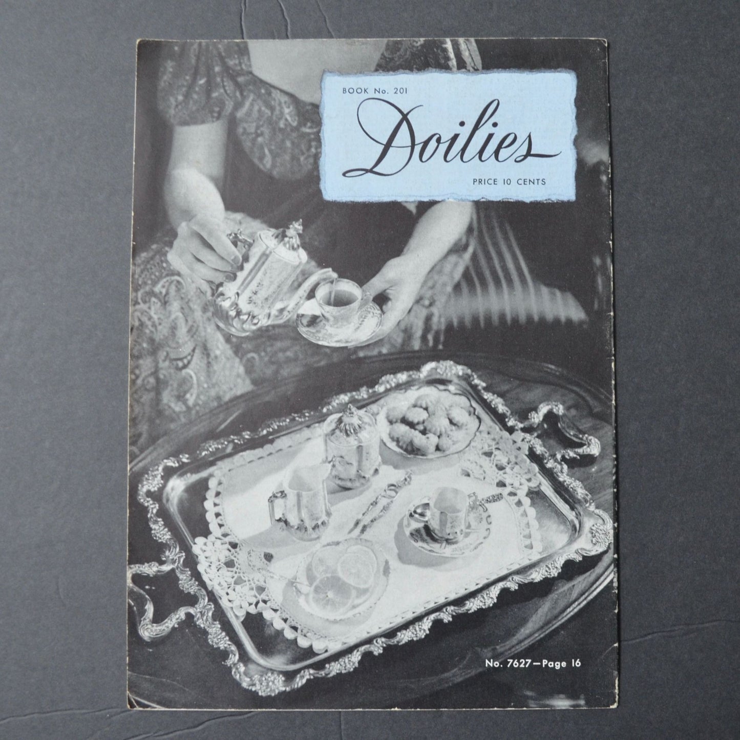 Vintage 1943 Doilies Pattern Book No. 201 By The Spool Cotton Co.