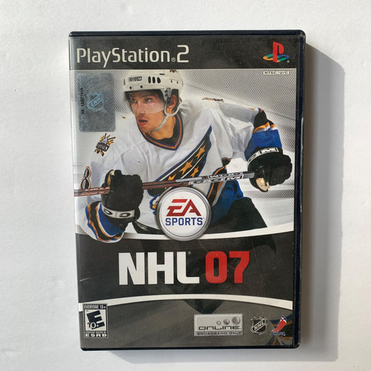 PlayStation 2 PS2 NHL 07 2007 Game Disc Manual & Case Complete