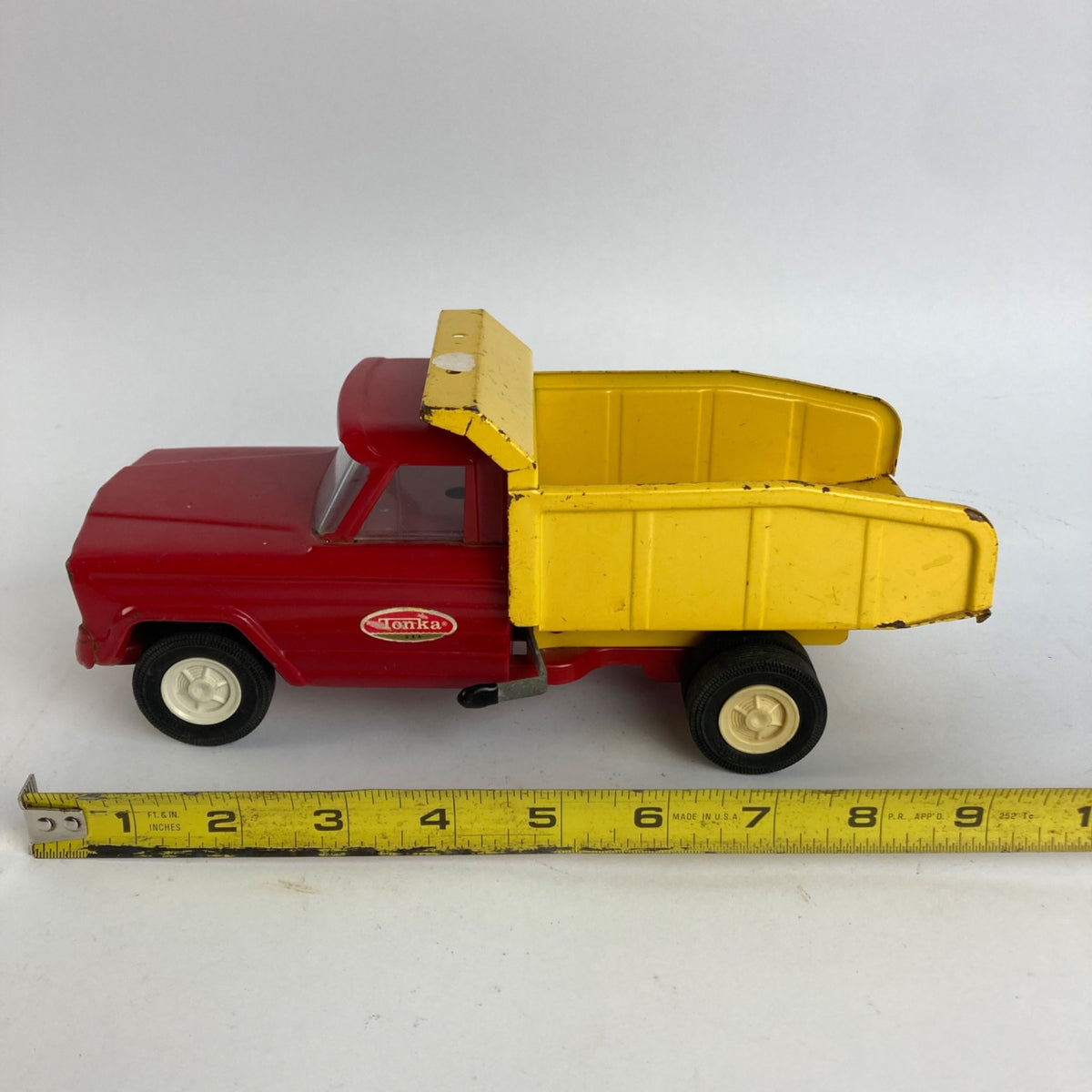 Vintage Tonka Toys Jeep Dump Truck Pressed Steel Red Yellow WORKS!