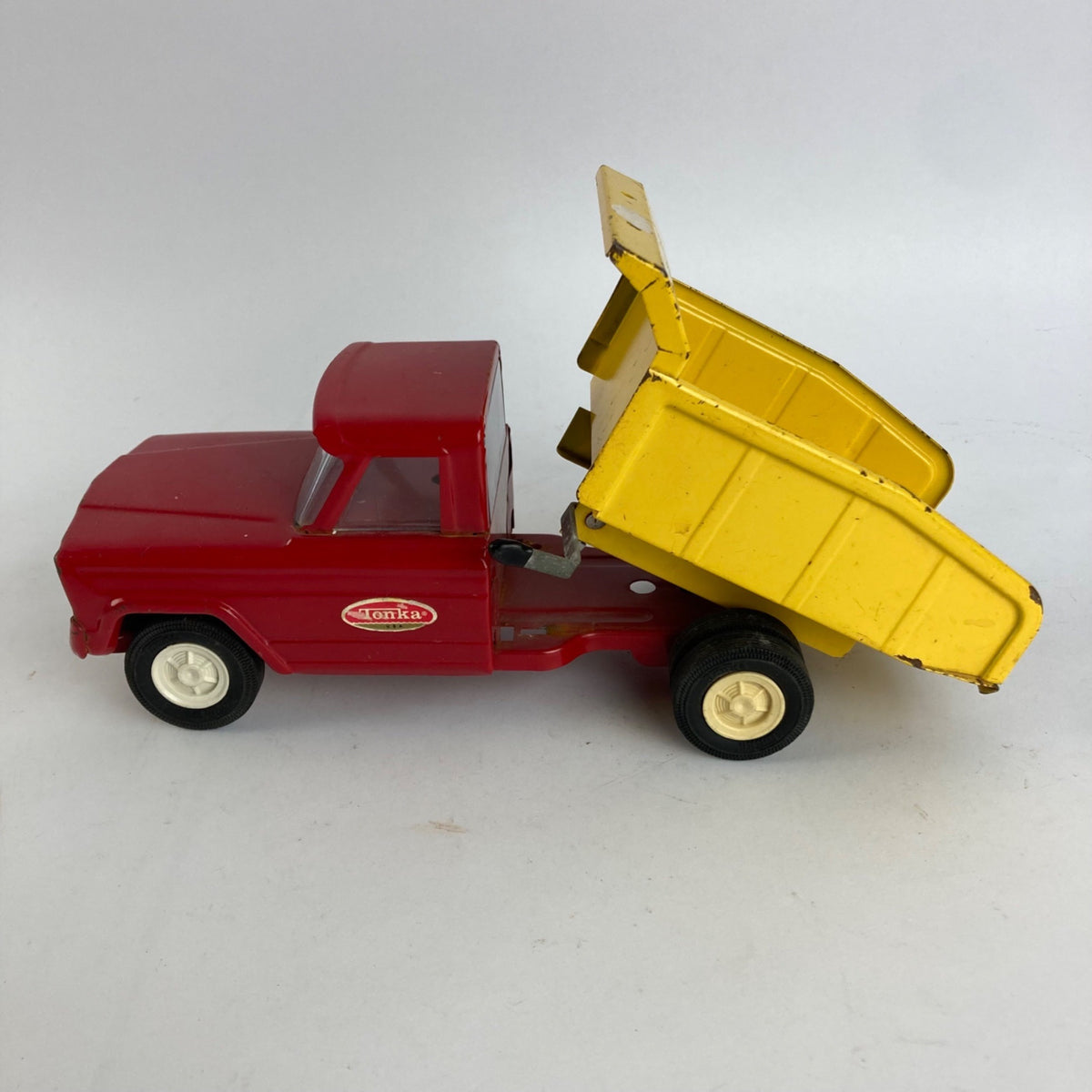 Vintage Tonka Toys Jeep Dump Truck Pressed Steel Red Yellow WORKS!