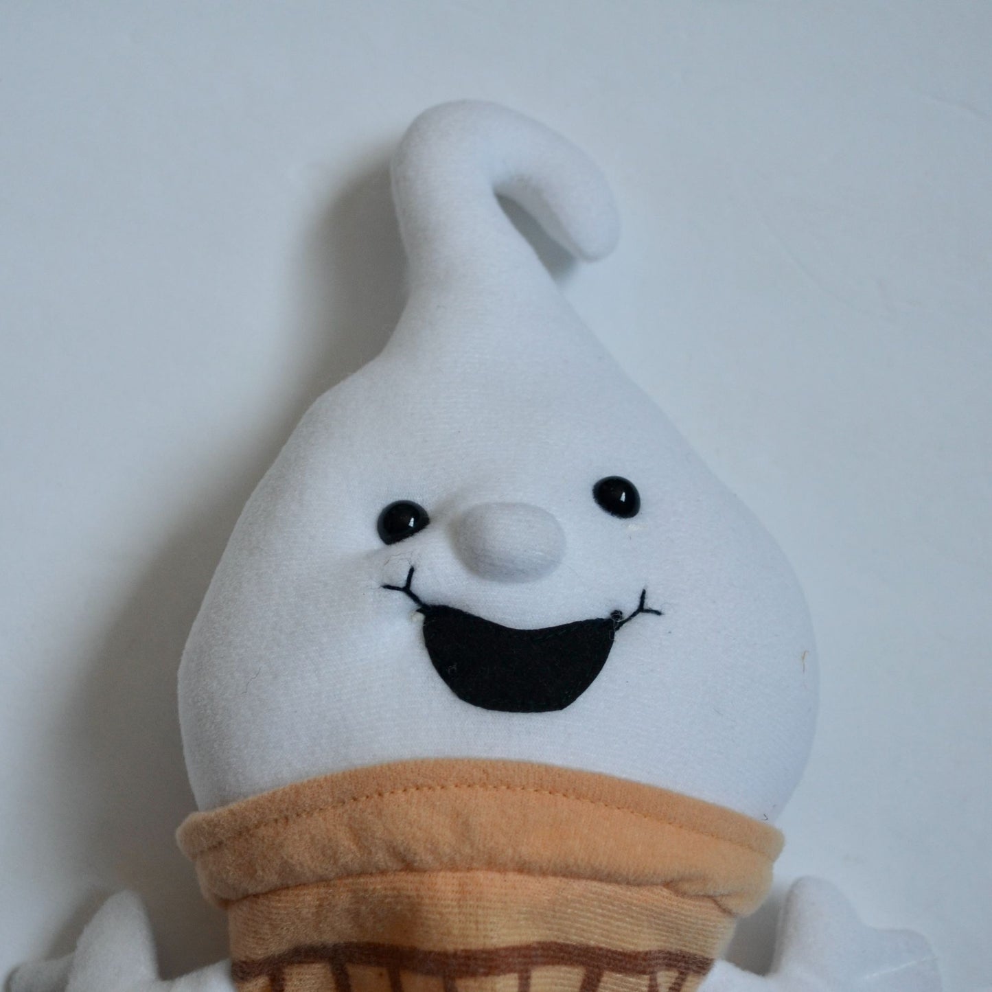 Dairy Queen Curly Top Ice Cream Cone Push Toy 1999 Vintage