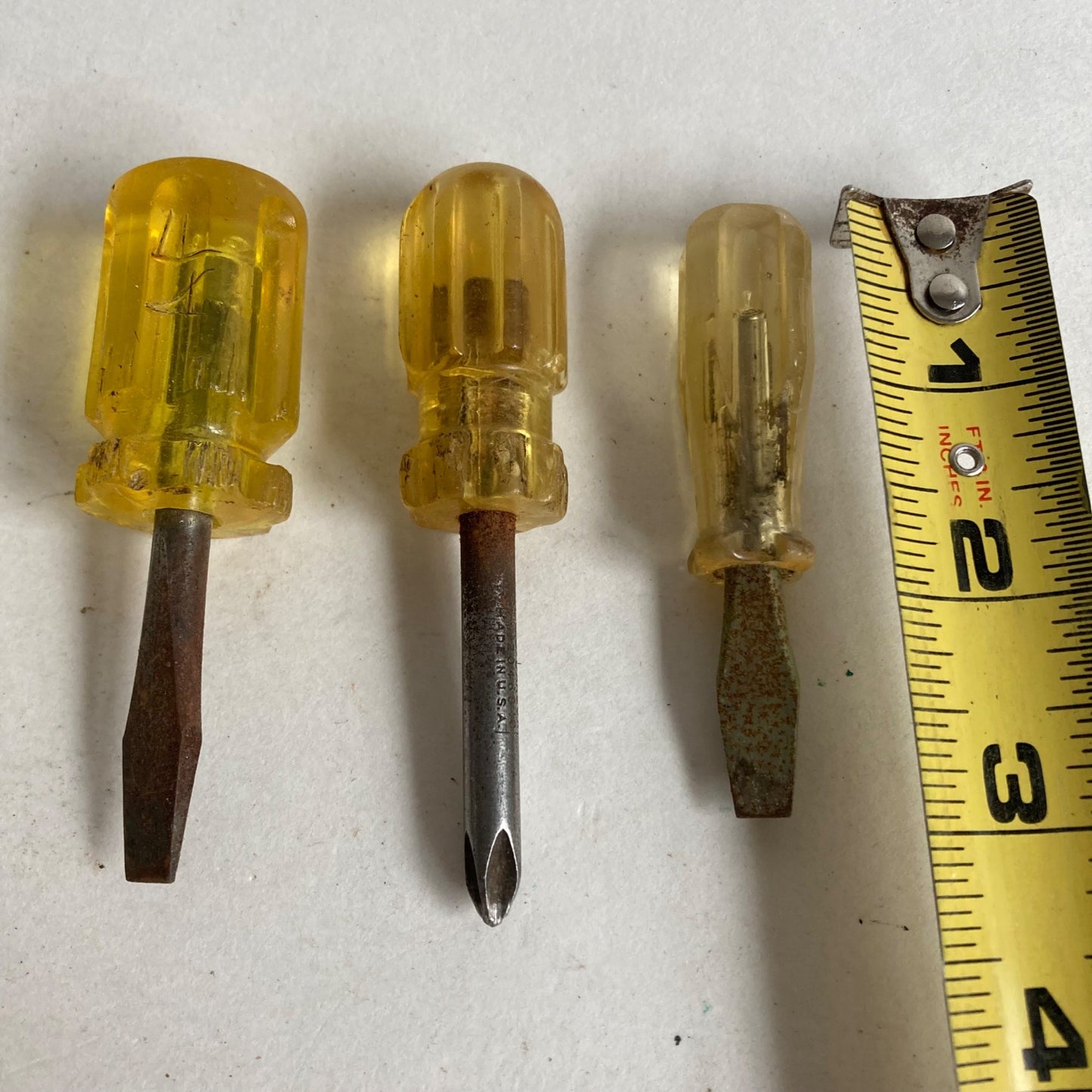 Lot 3 Vintage Stubby Screwdrivers Slotted & Philips