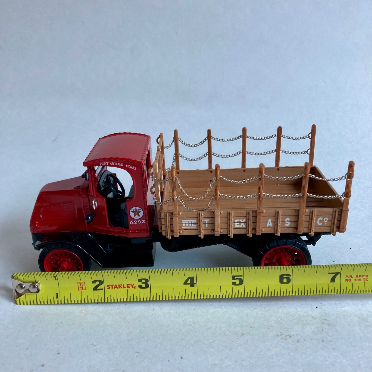 Vintage Ertl Texaco 1918 Mack AC Bulldog Flatbed Truck Diecast Coin Bank w/ KEY!