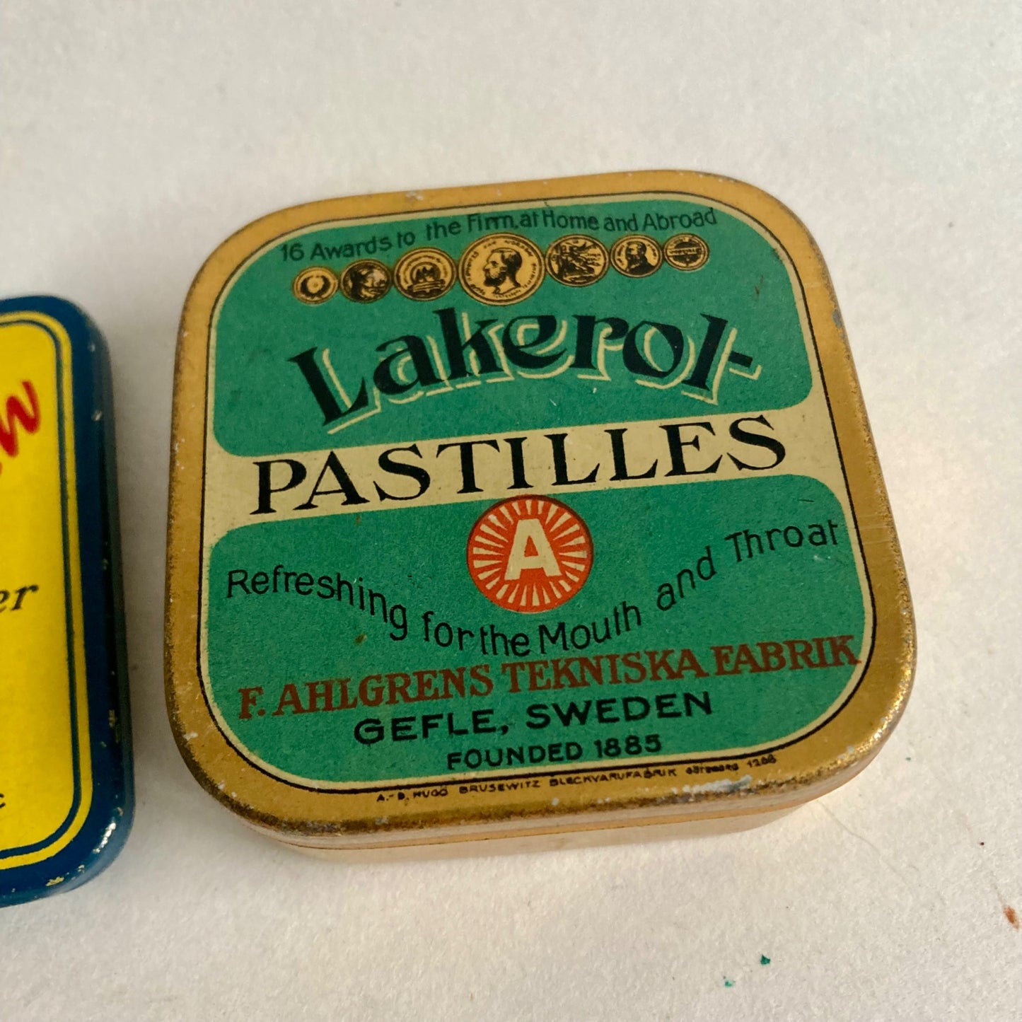 Lot 2 Vintage Tins Lakerol Pastilles & Bisodol Mints Antacid Alkalizer