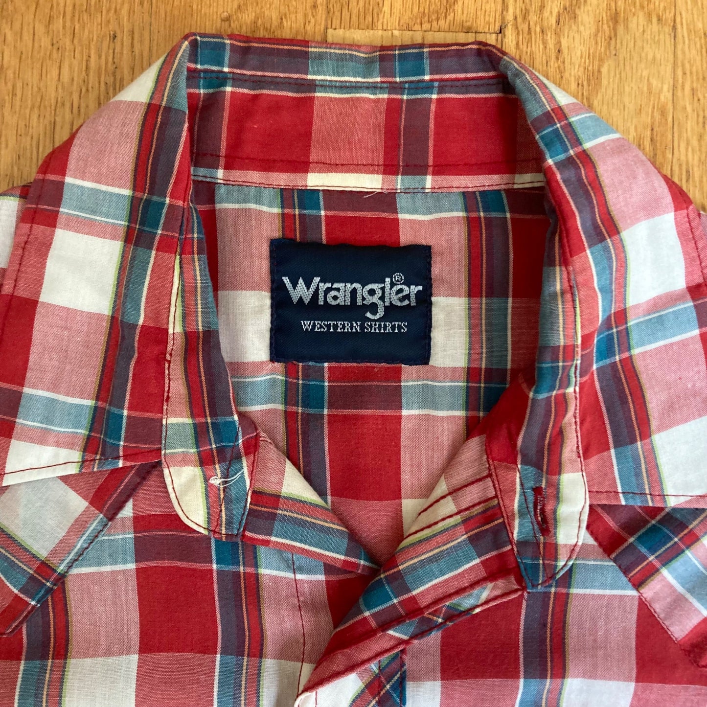 Vintage Wrangler Long-Sleeve Western Shirt Pearl Snap Men's Red Plaid YEE-HAW!