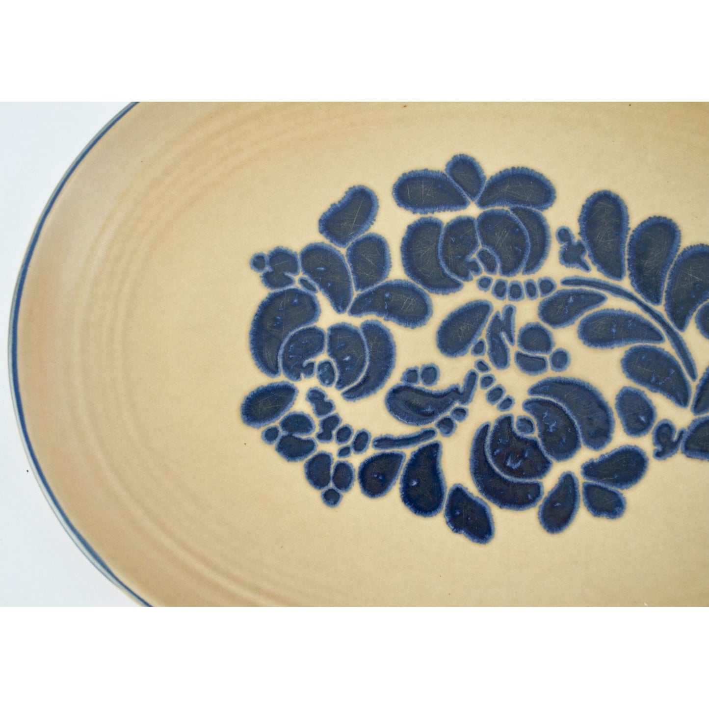 Vintage Pfaltzgraff FOLK ART 14” Oval Platter (USA Castle Mark)